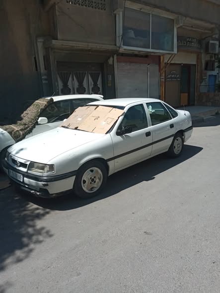 اوبل فيكترا 1994 - صورة 2