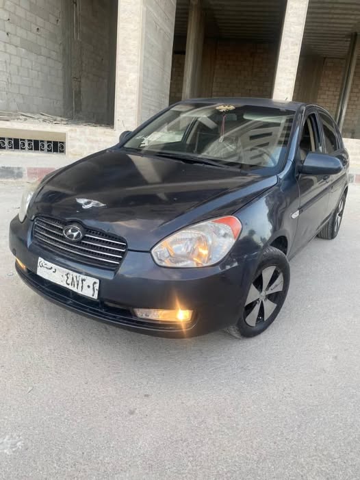 هونداي فيرنا 2009 - صورة 1