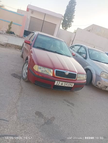 سكودا اوكتافيا 2001 - صورة 1