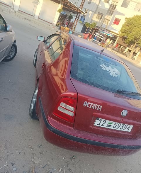 سكودا اوكتافيا 2001 - صورة 2