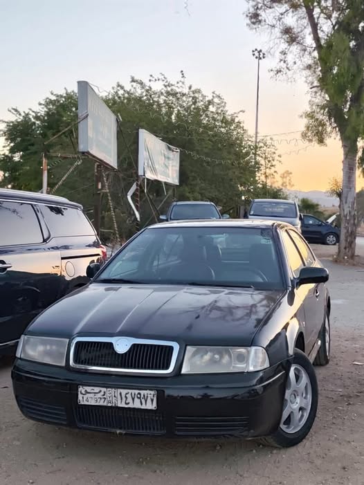 سكودا اوكتافيا 2005 - صورة 1