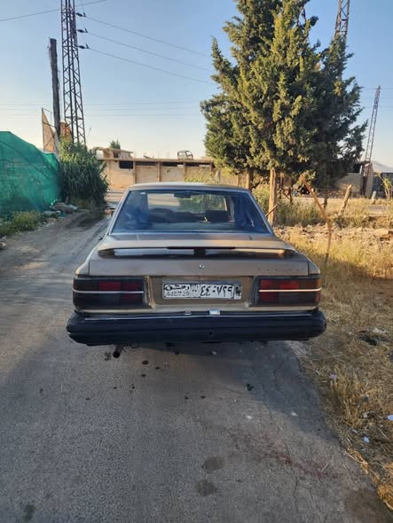 تويوتا تويوتا 1983 - صورة 2