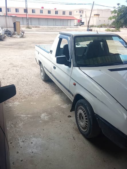 سكودا بيك أب 1996 - صورة 3