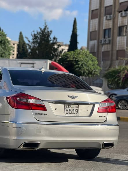 جينسيس جينسيس 2012 - صورة 5