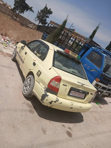 هيونداي فيرنا 2009 - صورة 4