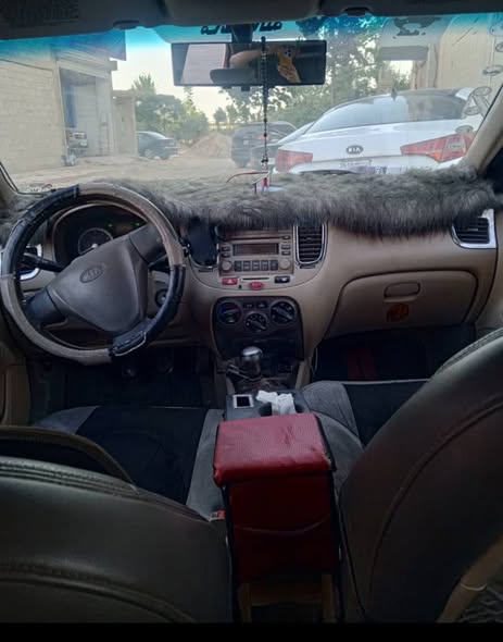 كيا ريو 2009 - صورة 4
