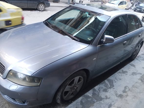اودي A4 2005 - صورة 3