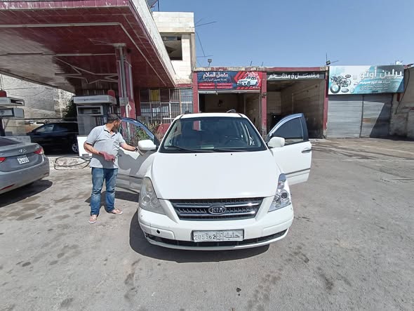 كيا كرنفال 2008 - صورة 5