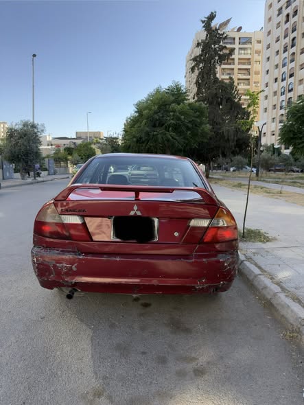 ميتسوبيشي لانسر 2000 - صورة 2