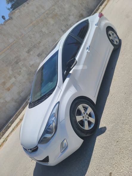 هيونداي الانترا 2012 - صورة 2