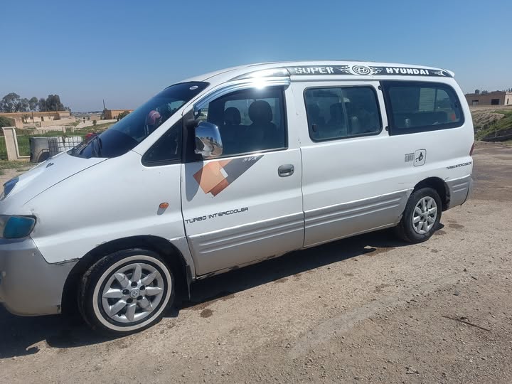 هيونداي اتش 1 2000
