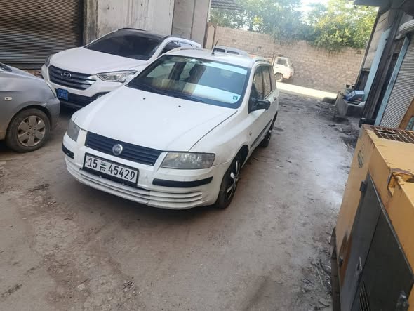 فيات ستشن 2005 - صورة 2