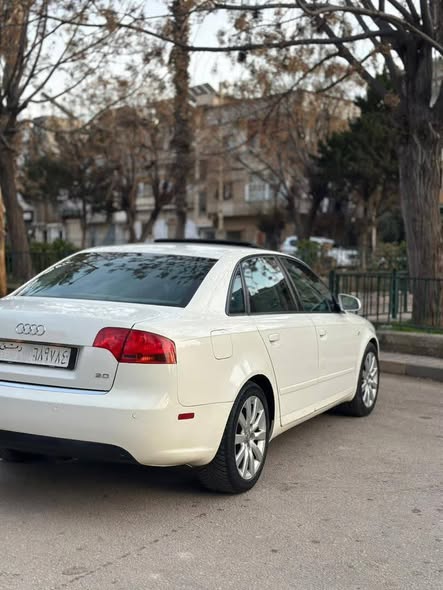 أودي A4 2005 - صورة 2