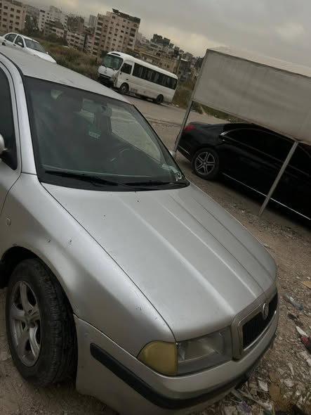 سكودا اوكتافيا 2007 - صورة 1