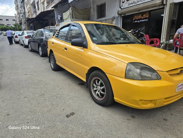 كيا ريو 2002 - صورة 2