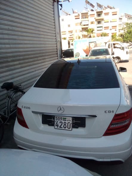 مرسيدس C220 2013 - صورة 3