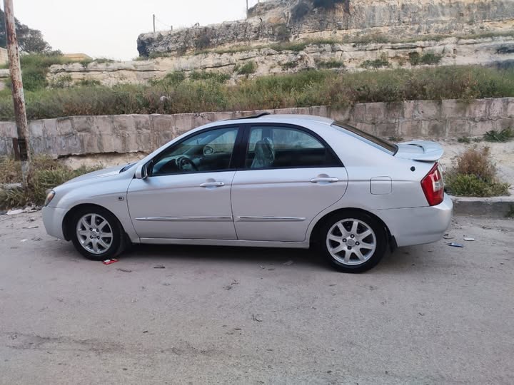 كيا سبيكترا 2006
