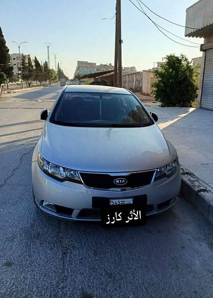كيا فورتي 2012 - صورة 1
