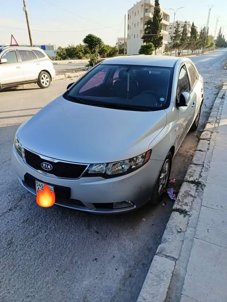 كيا فورتي 2012 - صورة 3