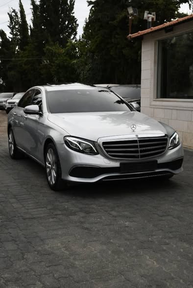 مرسيدس E300 2018 - صورة 1