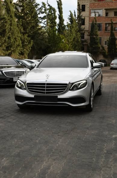مرسيدس E300 2018 - صورة 2