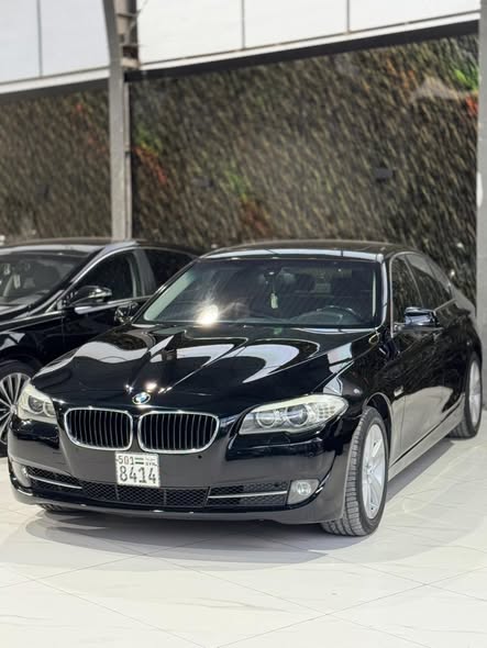بي إم دبليو 528i 2013 - صورة 2