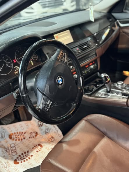 بي إم دبليو 528i 2013 - صورة 4