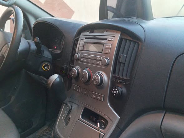 هيونداي H-1 2012 - صورة 5
