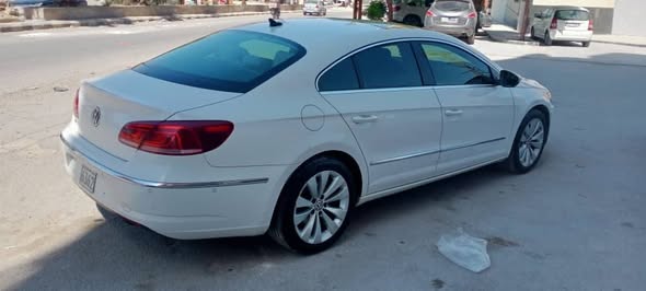 فوكس فاغن باسات CC 2014 - صورة 1