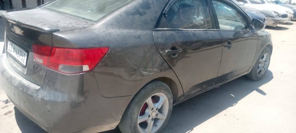 كيا فورتي 2009 - صورة 2
