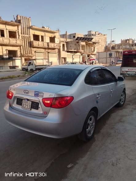 هيونداي افانتي 2007 - صورة 3