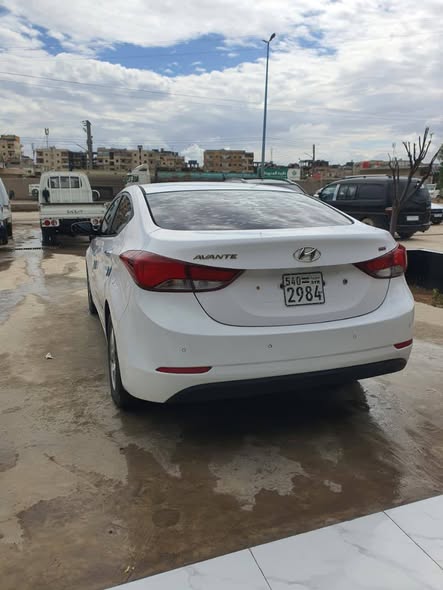 هيونداي افانتي 2014 - صورة 5