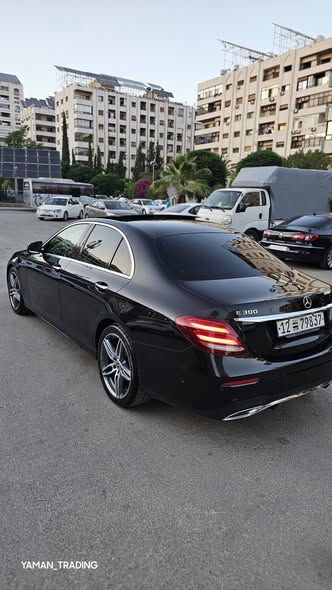 مرسيدس E300 2020 - صورة 5