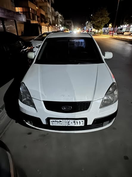 كيا ريو 2008 - صورة 1