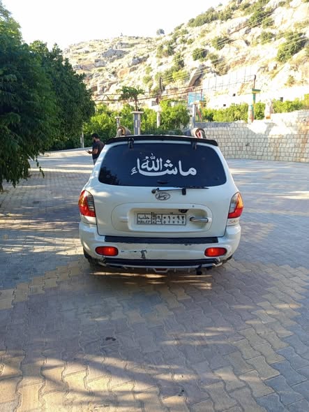 هيونداي سنتافي 2003 - صورة 2