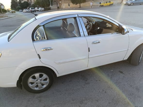 كيا ريو 2010 - صورة 1