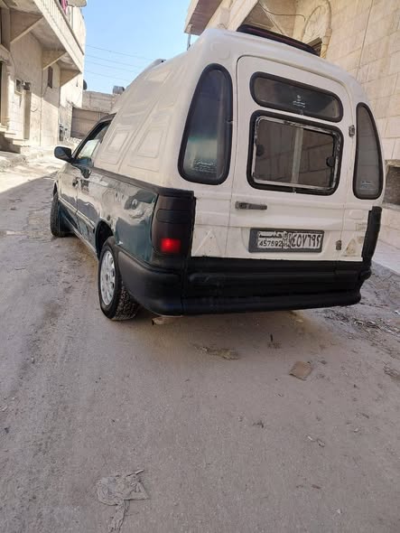 سكودا بيك أب 2000 - صورة 3