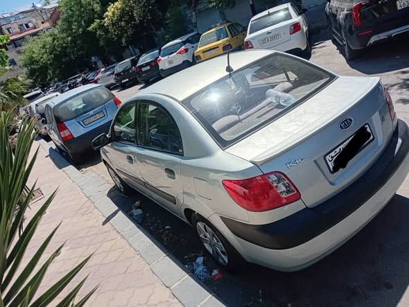 كيا ريو 2006 - صورة 4