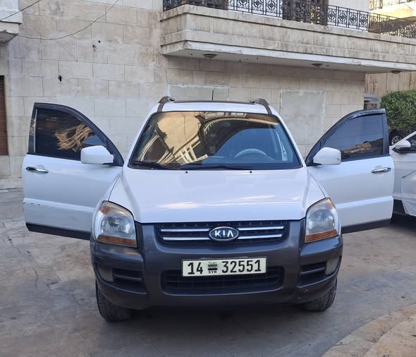 كيا سبورتاج 2006 - صورة 1