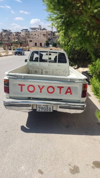 تويوتا بيك أب 1991 - صورة 4