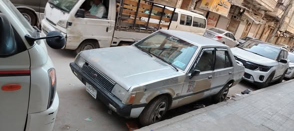 ميتسوبيشي لانسر 1983 - صورة 3
