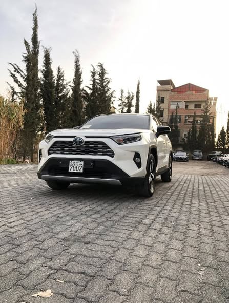 تويوتا راف 4 2019 - صورة 2