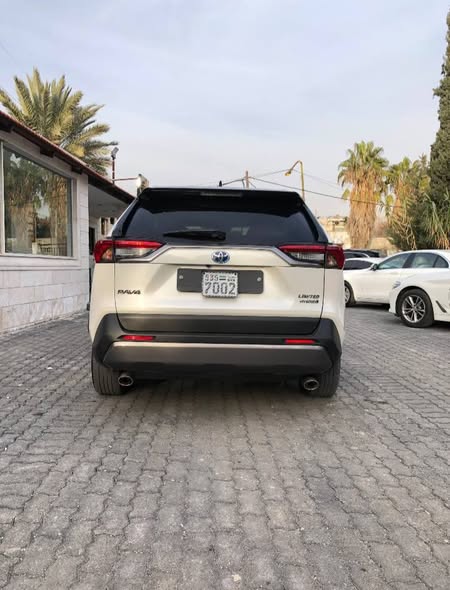 تويوتا راف 4 2019 - صورة 4
