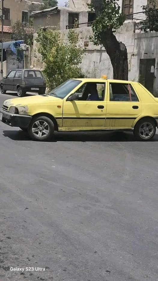 داسيا سوبر نوفا 2002