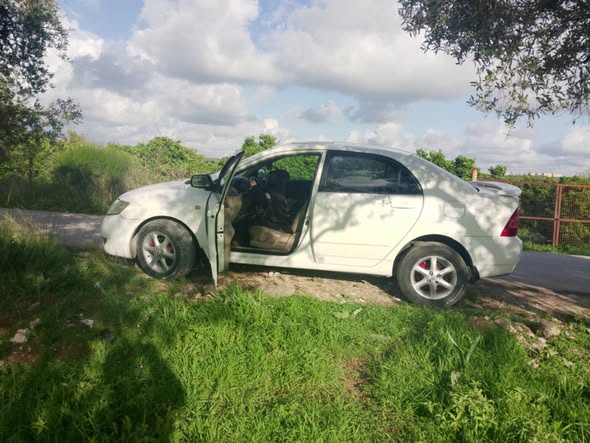 تويوتا كورولا 2005 - صورة 3