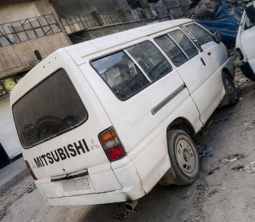 ميتسوبيشي L300 1994 - صورة 2