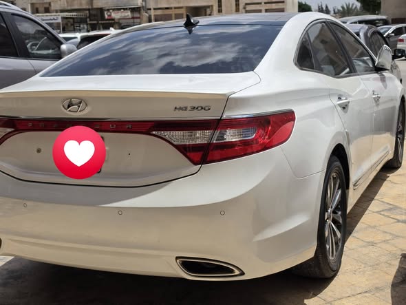 هونداي أزيرا 2012 - صورة 5