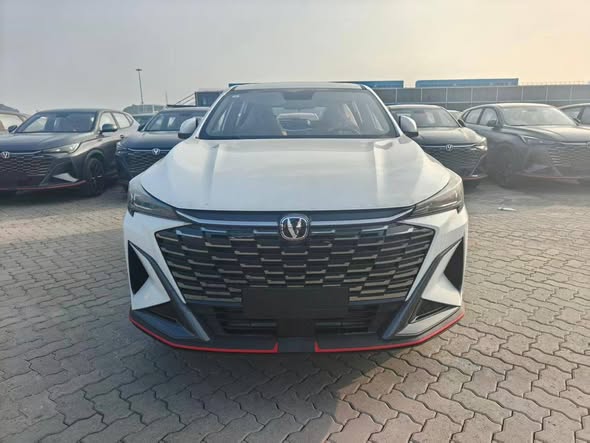 شانجان X5 Plus 2027 - صورة 1