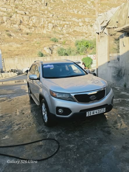 كيا سيرنتو 2011 - صورة 1