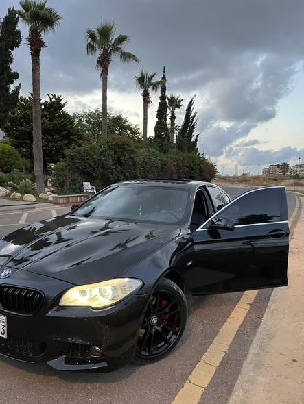 بي إم دبليو 528 2013 - صورة 1